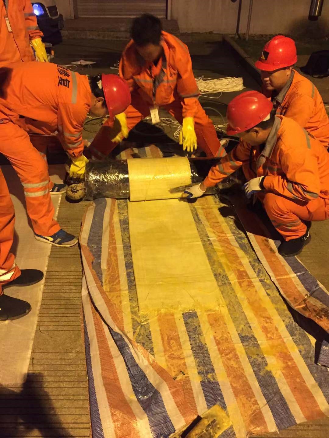 巴中CIPP局部树脂固化法