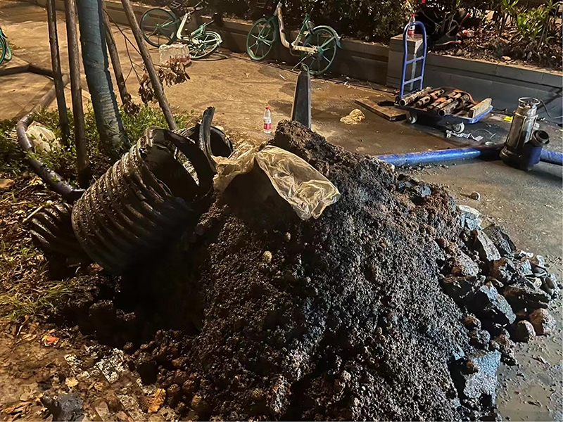 巴中本地下水道疏通师傅,不通不收费【距您500米】